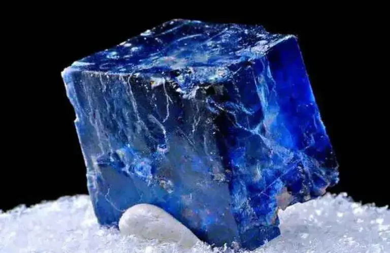 Imagine the minerals look like this