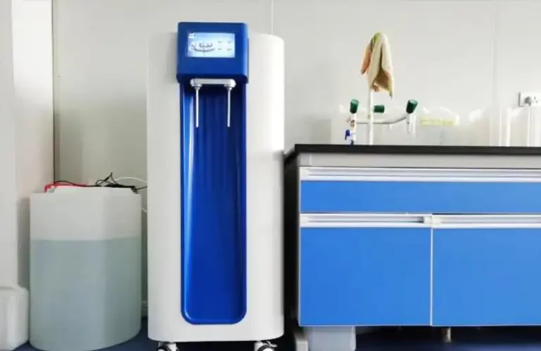 Pure Water Applications in Routine Laboratories