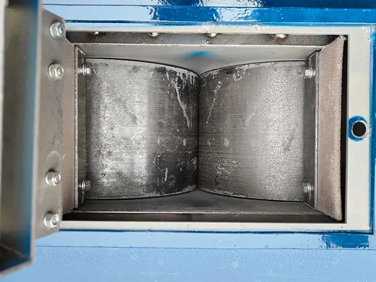Double Roller Crusher 04